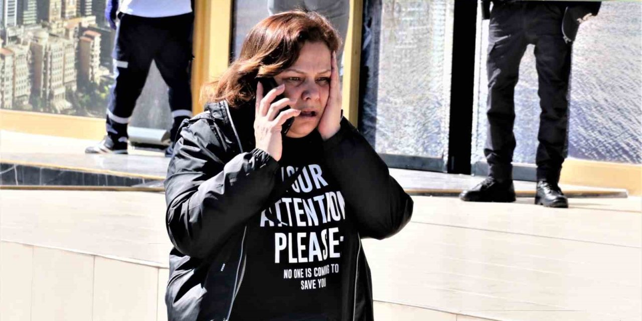 Kadın Ortağını İş Yerinde Kurşun Yağdırıp Öldürdü