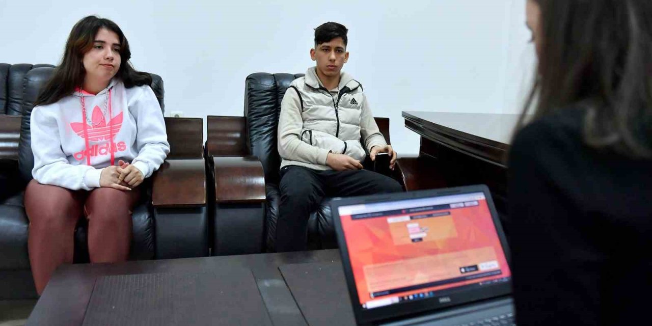 Mersin’de Yks’ye Girecek Depremzede Öğrencilere Rehberlik Desteği