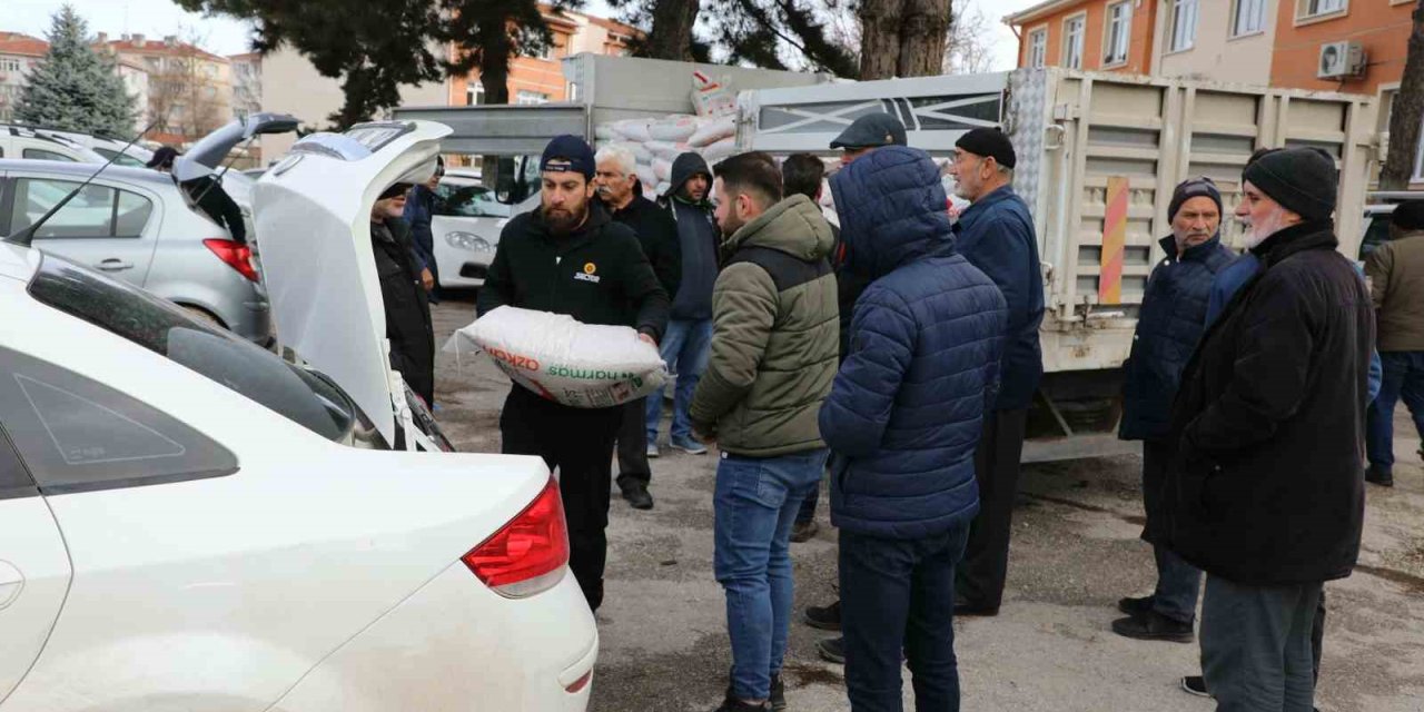 Tepebaşı Ve Odunpazarı Çiftçisine Yüzde 50 Hibeli Tohum Desteği