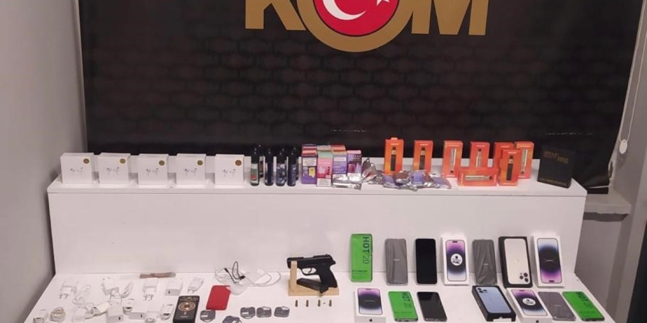 Depo Gibi Araca Kaçakçılık Operasyonu: 1 Gözaltı