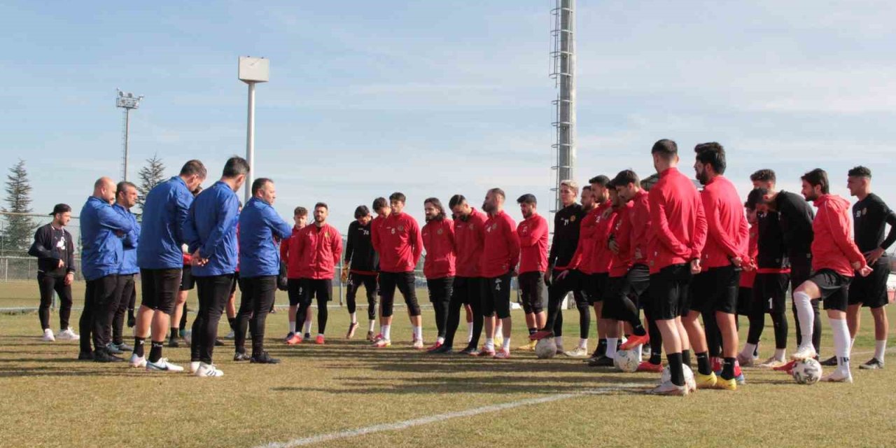Eskişehirspor’da 20 Yeni Transferin Ardından Gelen Puanlar Havayı Değiştirdi