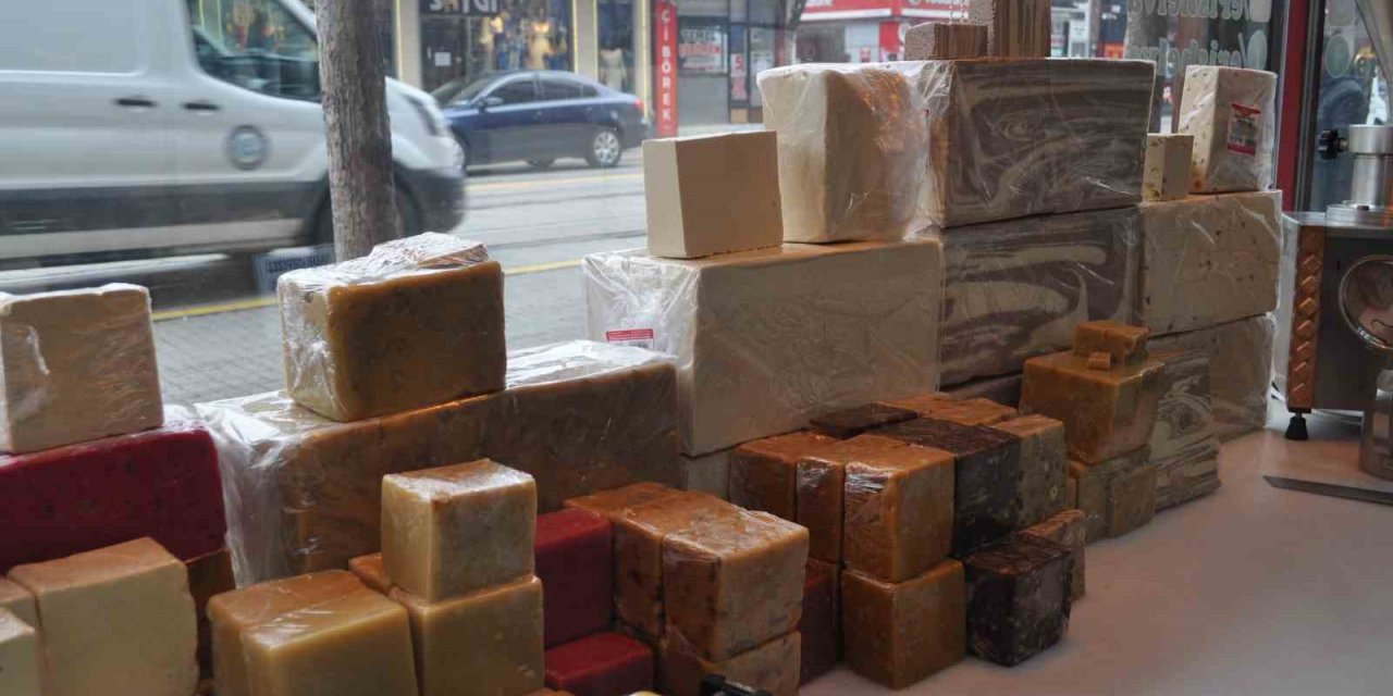 Ramazanın Gelmesiyle Helva Satışları Arttı