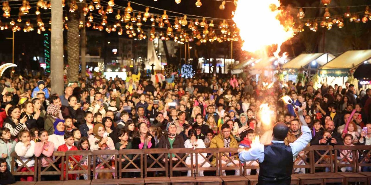 Alanya Belediyesi Ramazan Meydanı Kapılarını Açtı