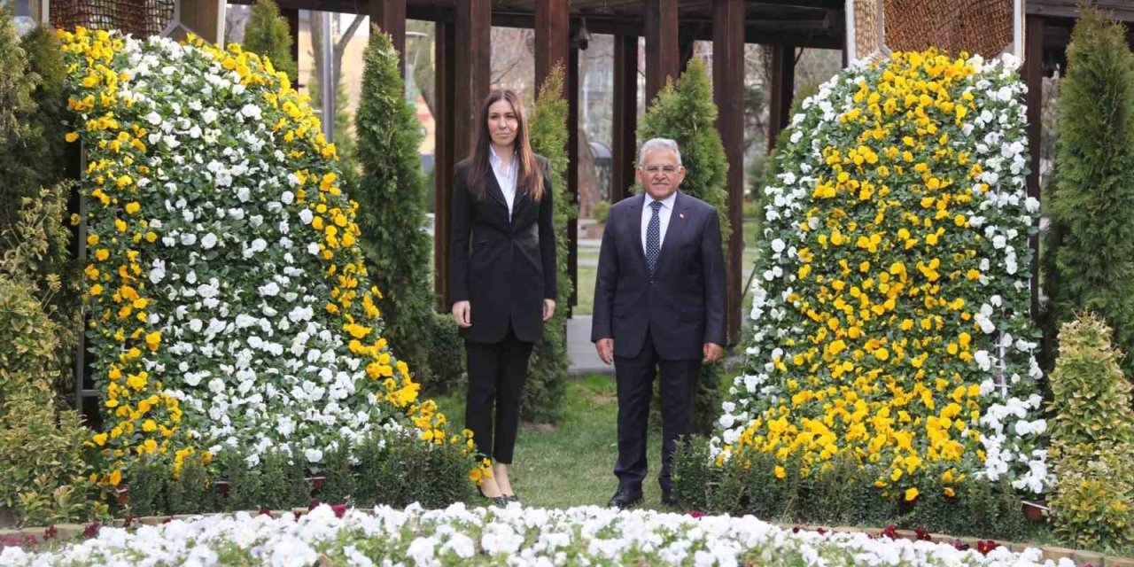 Ak Parti Genel Başkan Yardımcısı Karaaslan’dan Başkan Büyükkılıç’a Ziyaret