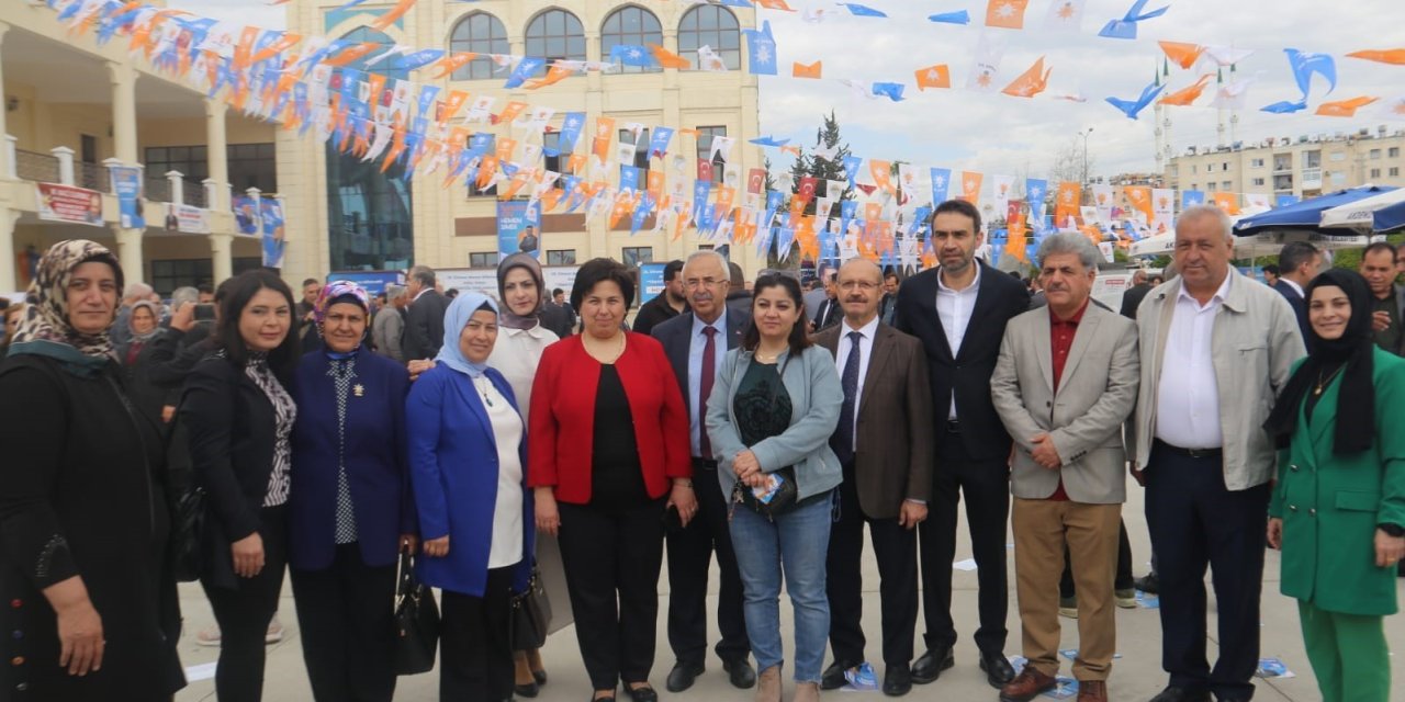 Mersin’de Ak Parti İl Başkanlığınca Temayül Yoklaması Yapıldı