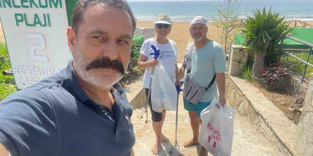 Türk Ve Alman Çift Her Gün Alanya Sahillerindeki Çöpleri Topluyor