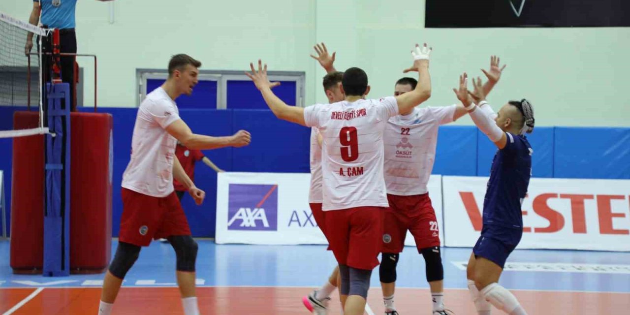 Efeler Ligi 24. Hafta: Develi Belediyespor: 1-arkasspor: 3