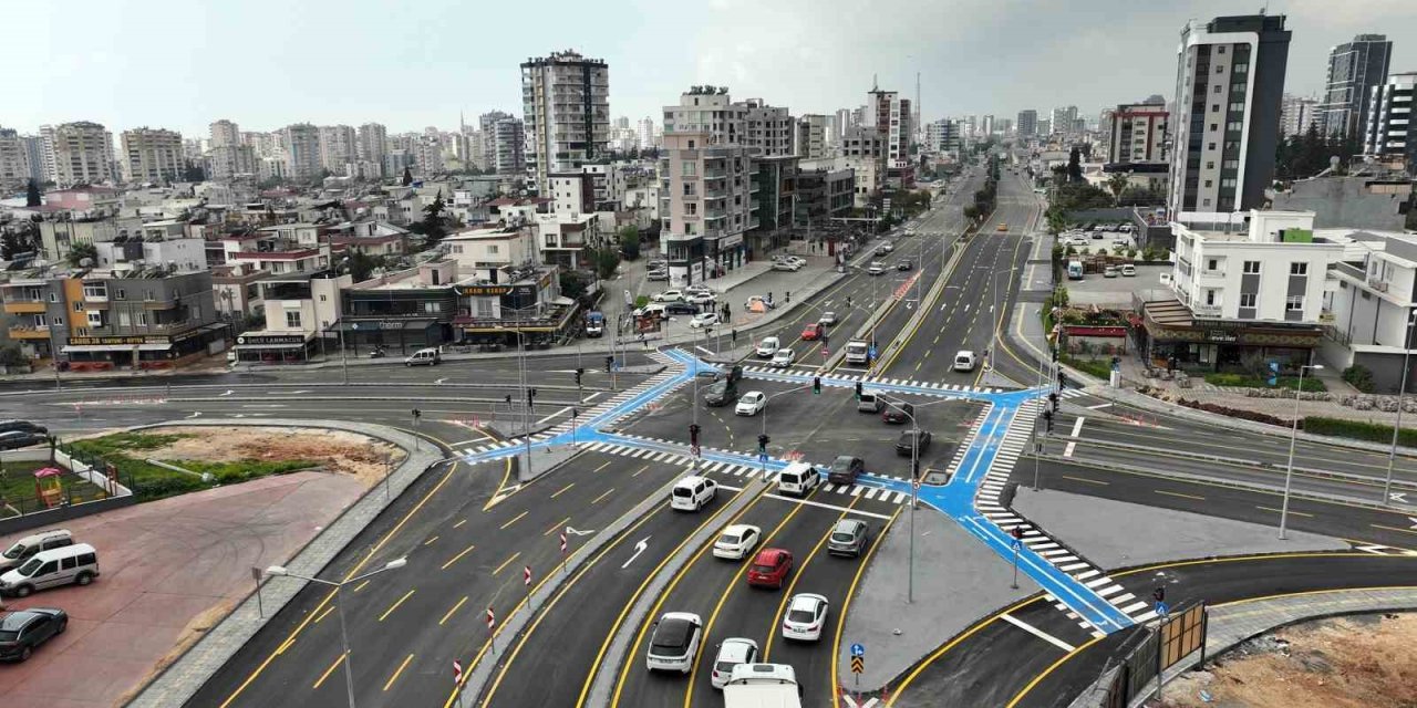 Mersin Büyükşehir Belediyesi 4. Kanalize Kavşağı Açtı