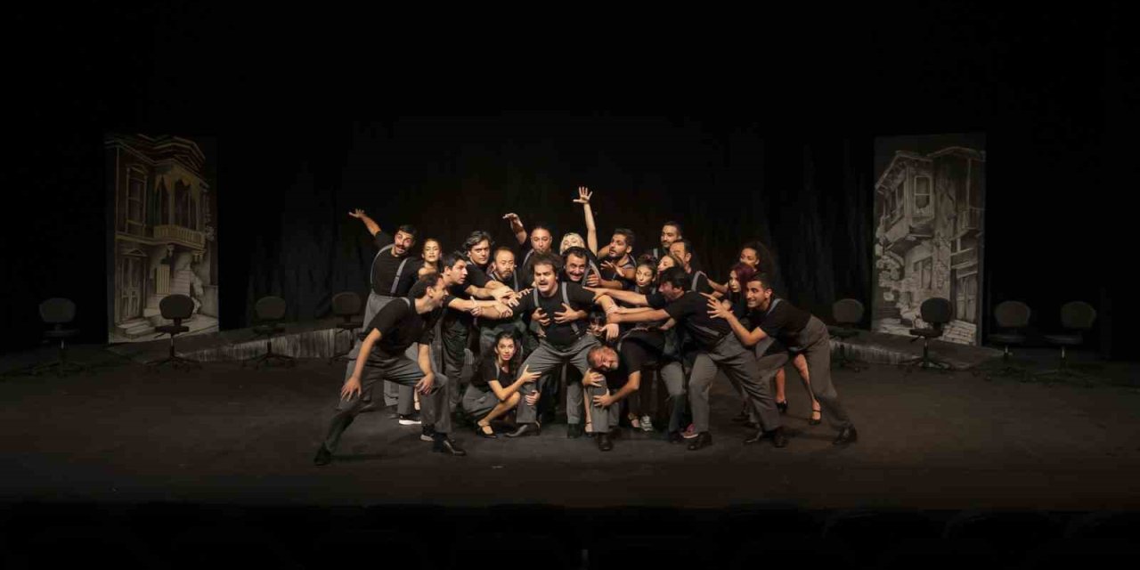 Mersin Şehir Tiyatrosu Depremzedeler İçin Sahne Alacak