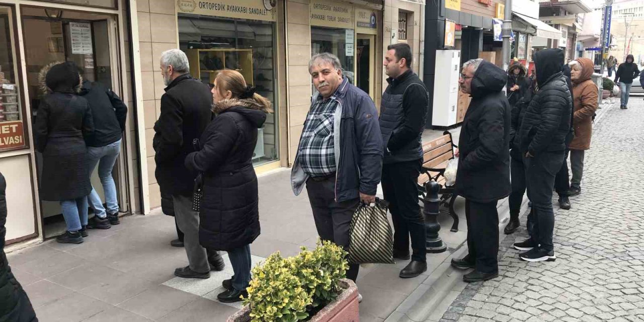 Soğuk Havada Helva Kuyruğu