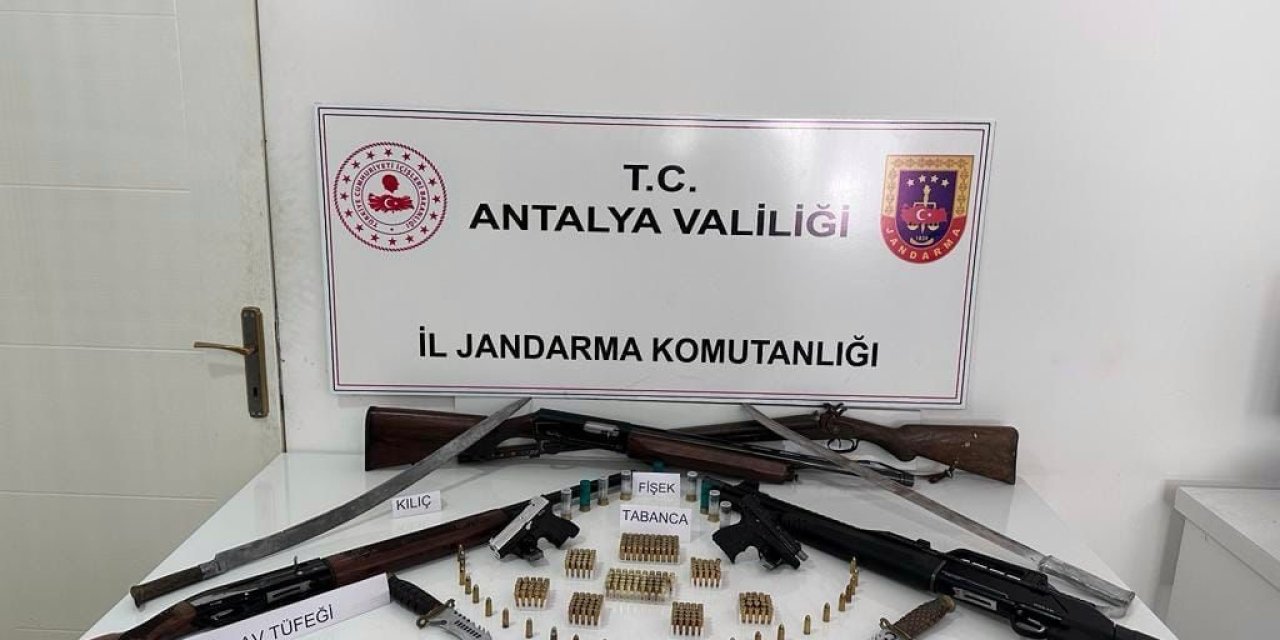 Antalya’da Silah Kaçakçılığı Operasyonu