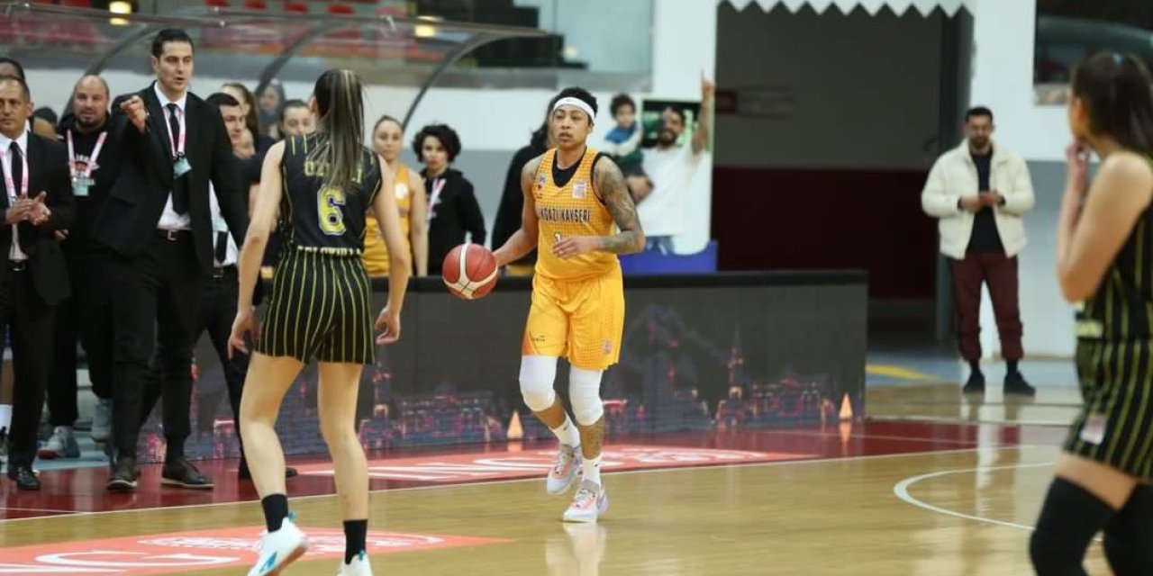 Melikgazi Kayseri Basketbol Ligde Kaldı