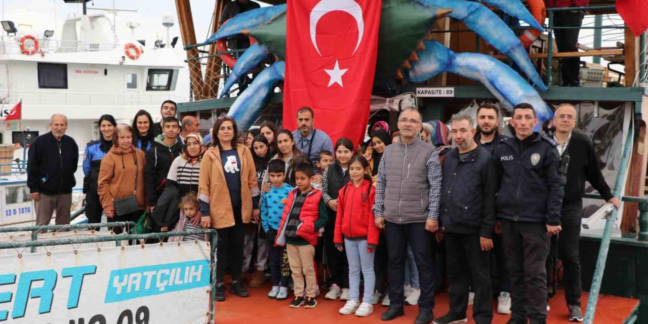 Mersin Emniyetinden Depremzede Çocuklara Moral Gezisi