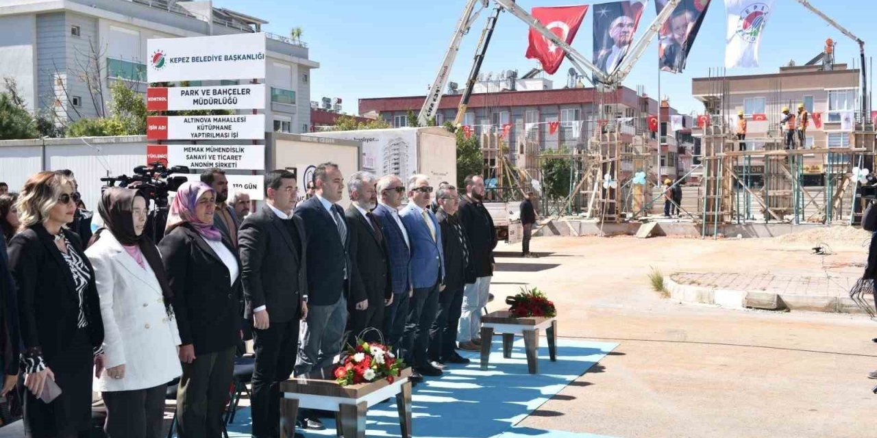 25 Bin Kitap Kapasiteli Altınova Kütüphanesinin Temeli Atıldı