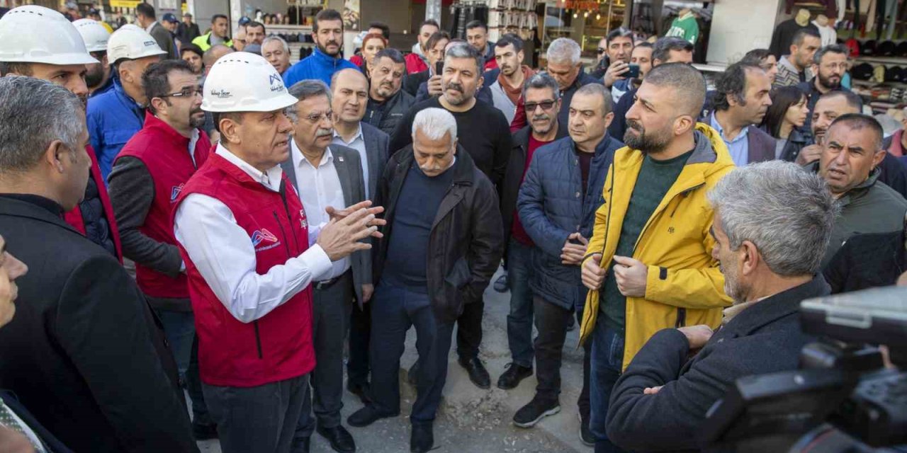 Mersin’in İstiklal Caddesi Yenileniyor