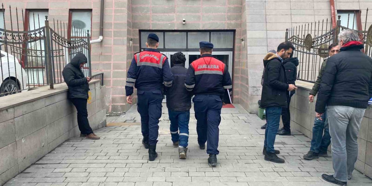 Jandarma Ekiplerinin Yakaladığı 2 Şüpheli Tutuklandı