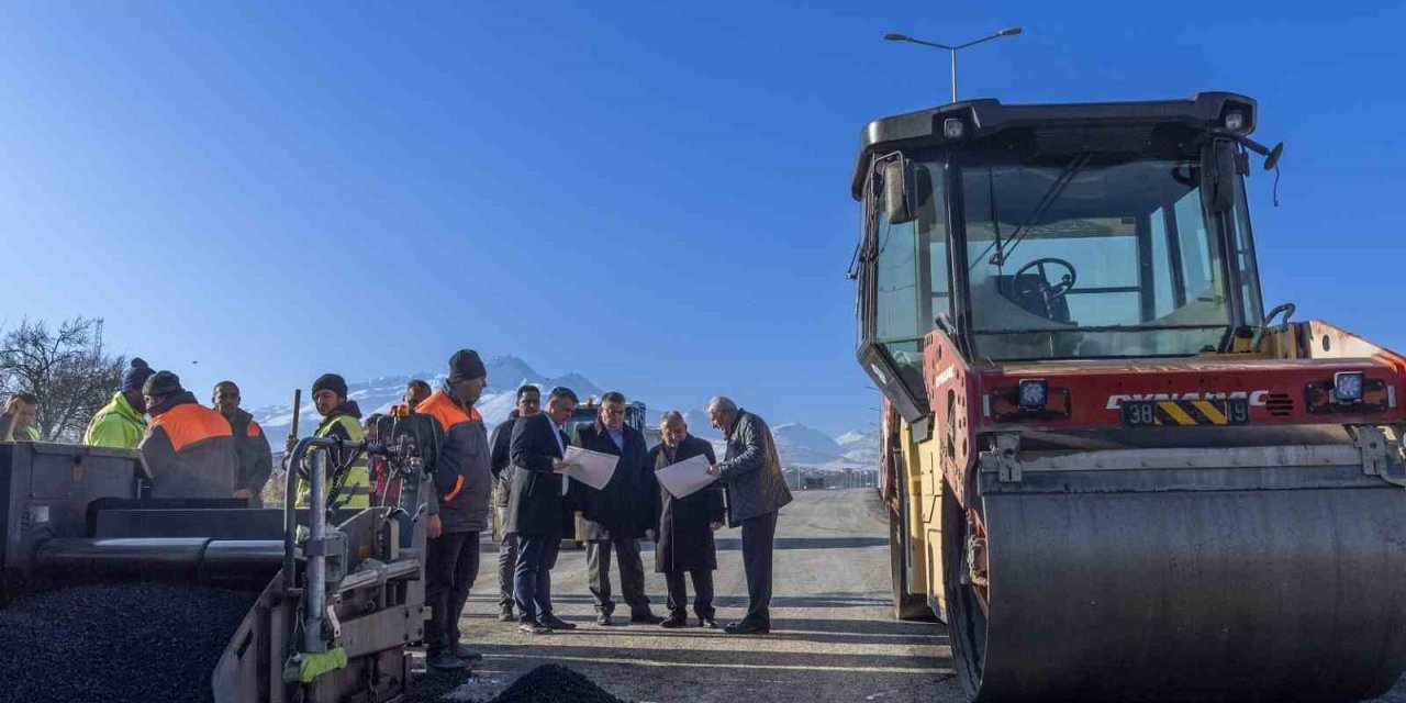 Kayseri’nin Yeni Yollarına 1,5 Milyar Tl’lik Yatırım