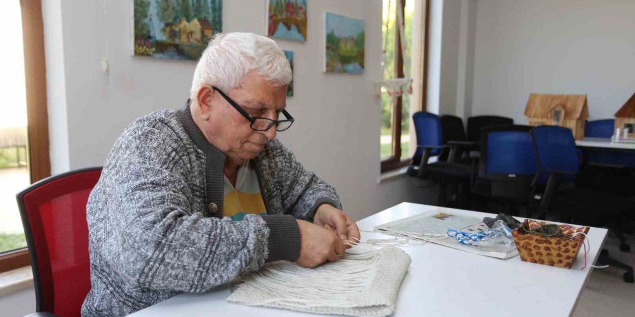 Kepez Huzurevi Atölyeleri Rengârenk