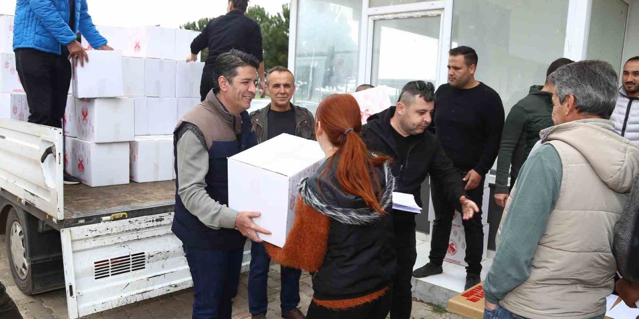 Döşemealtı Belediyesinden İhtiyaç Sahiplerine Ramazan Desteği