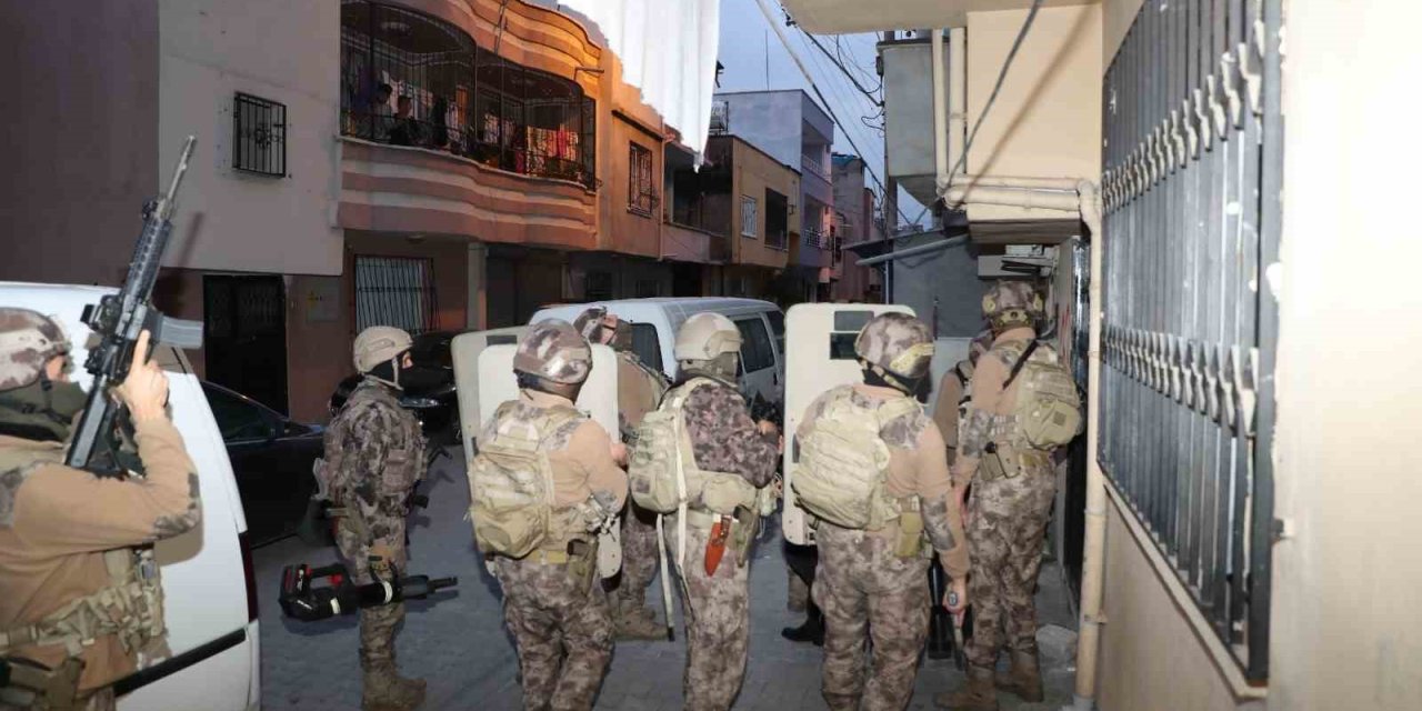 Mersin’de Asayiş Operasyonu: 4 Gözaltı