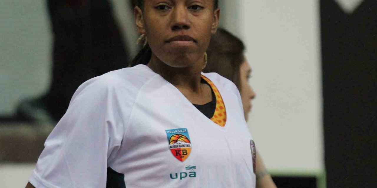 Sayı Kraliçesi Lyndra Weaver  Oldu