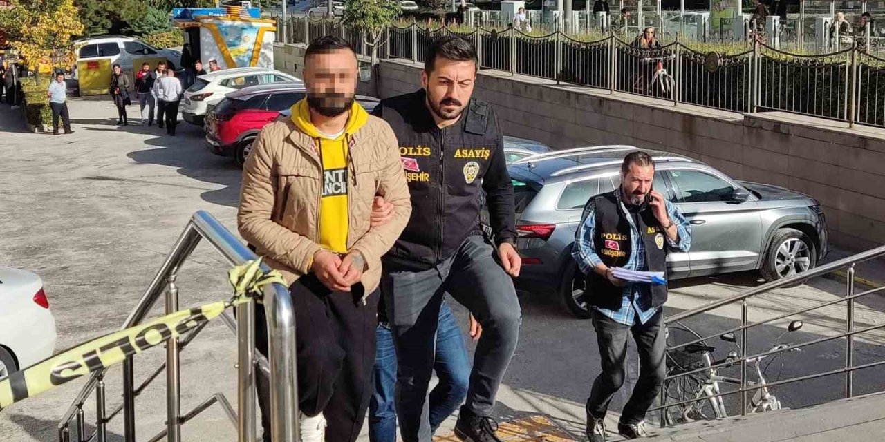 2 Akrabasının Evini Kundaklayan Şüpheliye 10 Yıl Hapis Cezası