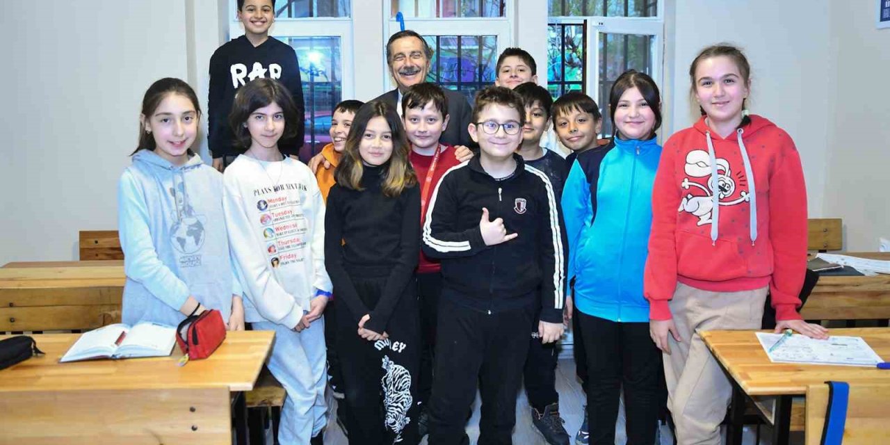 Başkan Ataç ’bahriye Üçok’ Öğrencilerini Ziyaret Etti