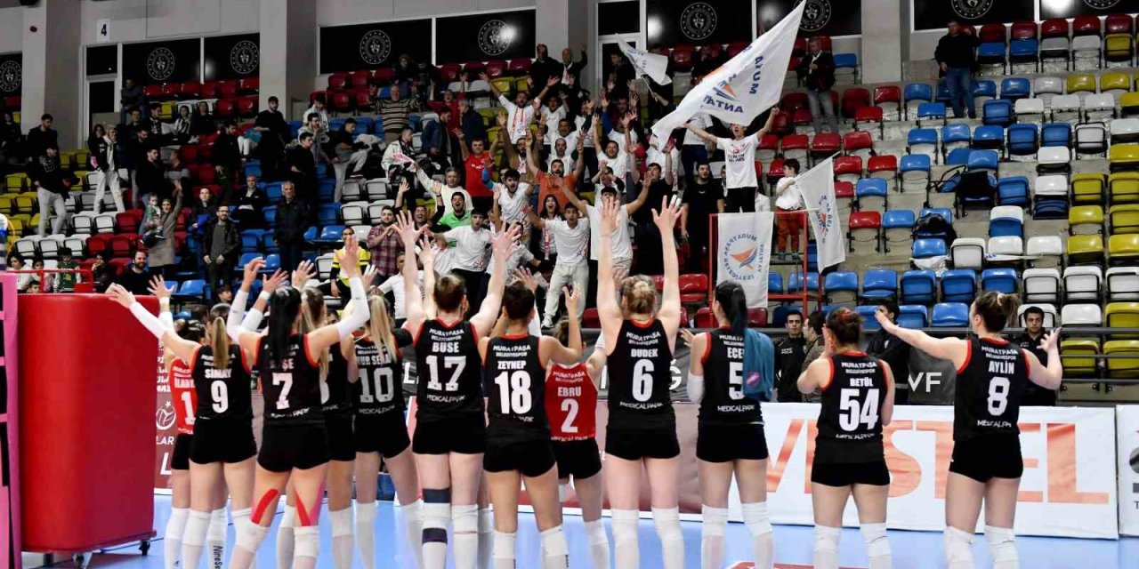 Muratpaşa Galibiyetle Başladı