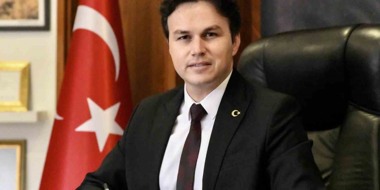 İyi Partili Demre Belediye Başkanı, Temayül Yoklamasında Hile Yapıldığı İddiasıyla Partisinden İstifa Etti