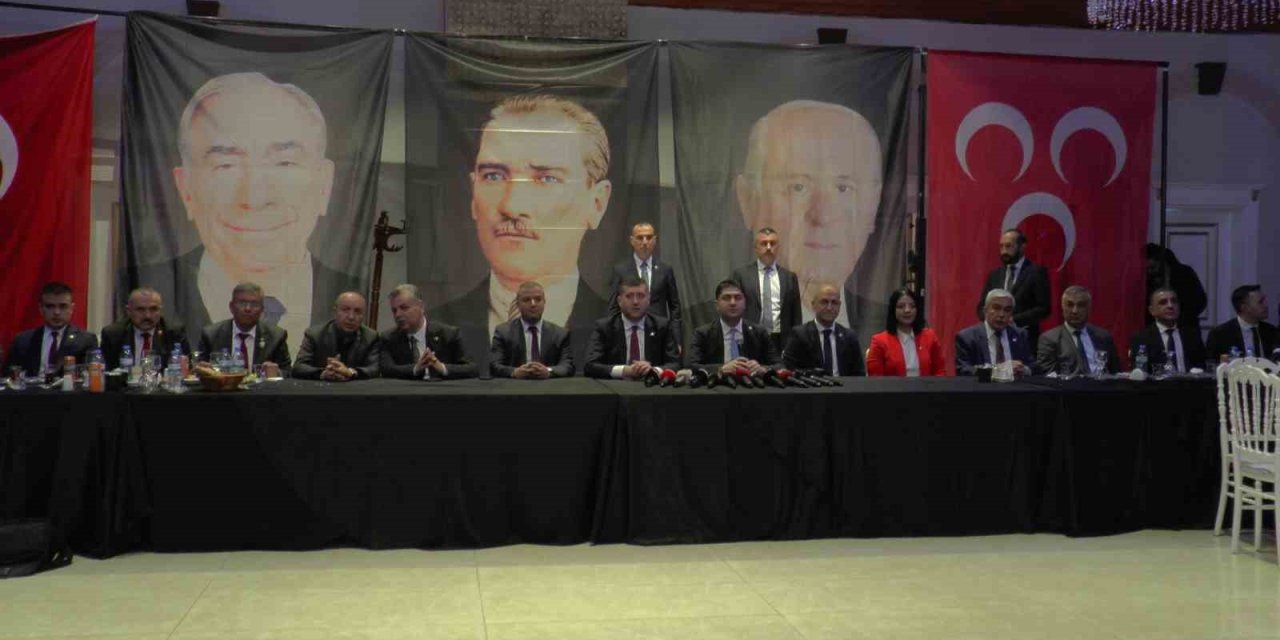 Mhp’li Özdemir: ”milliyetçi Hareket Partisi, Demokrasi Seferine Çıkmıştır”