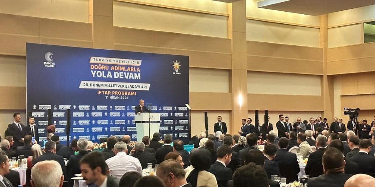 Başkan Büyükkılıç, Cumhurbaşkanı Erdoğan’ın Düzenlediği İftar Programına Katıldı