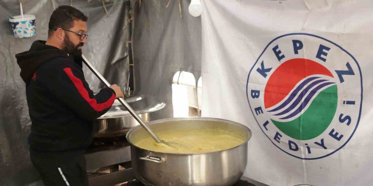 Kepez’in Sahra Mutfağı Deprem Bölgesinden Ayrılmadı