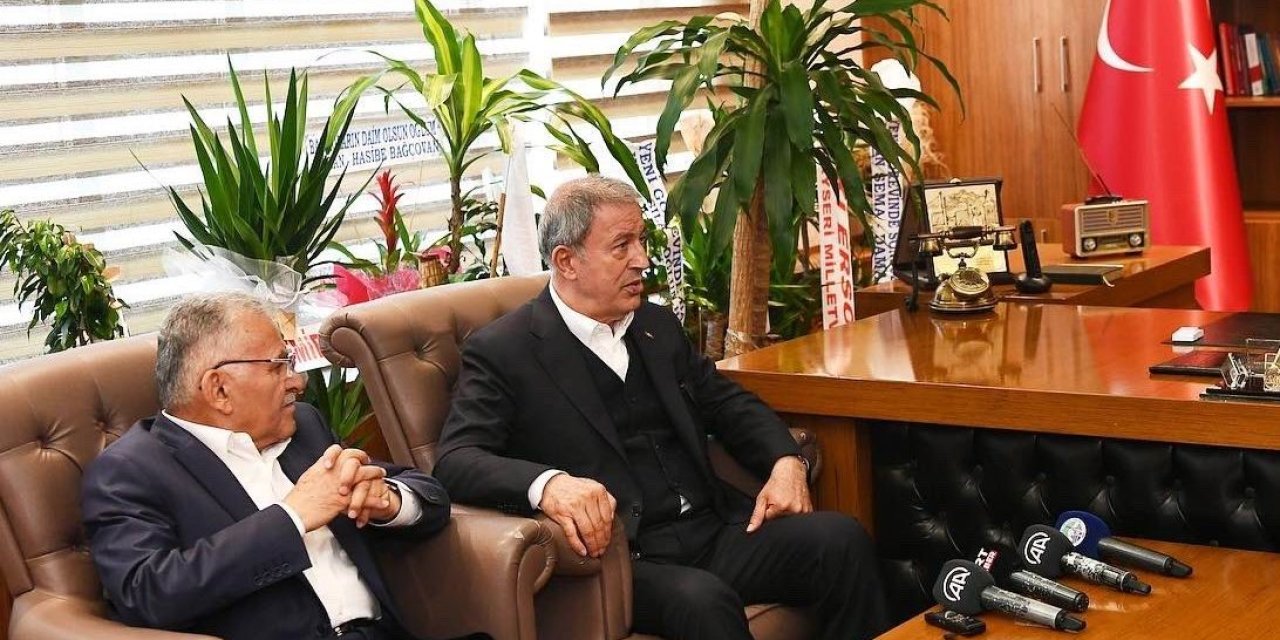 Bakan Akar: "bölgede Türkiye’nin Yer Almadığı Hiçbir Denklem Çözüme Ulaşmaz"