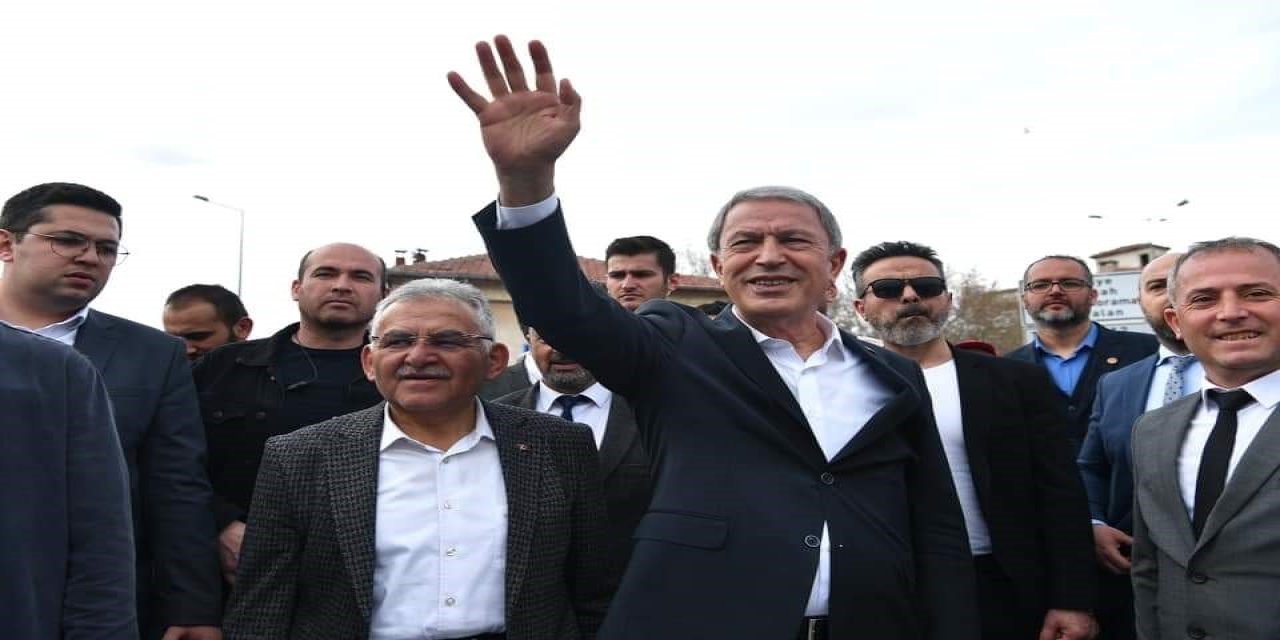 Bakan Akar: "suriye’nin Kuzeyinde Kazdıkları Çukurlara Gömüldüler, Irak’ın Kuzeyinde Kampları Yerle Bir Ediliyor"