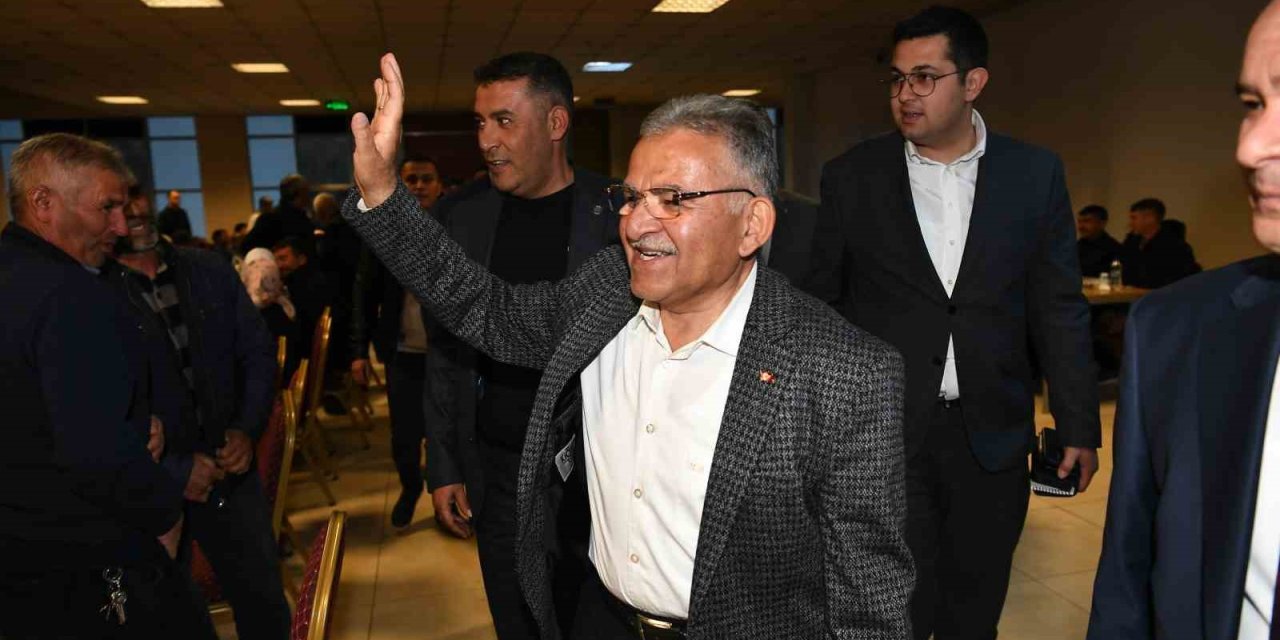 Bakan Akar Ve Başkan Büyükkılıç’tan İlçelere Çıkarma