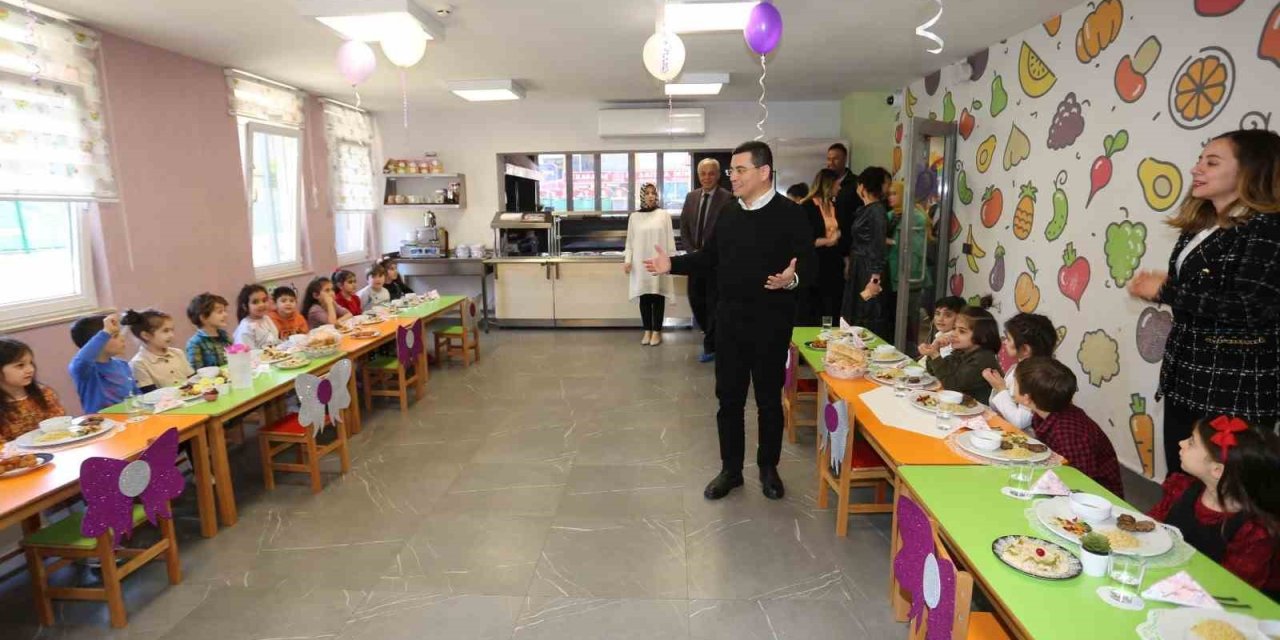 Minikler Tekne Orucu Tuttu