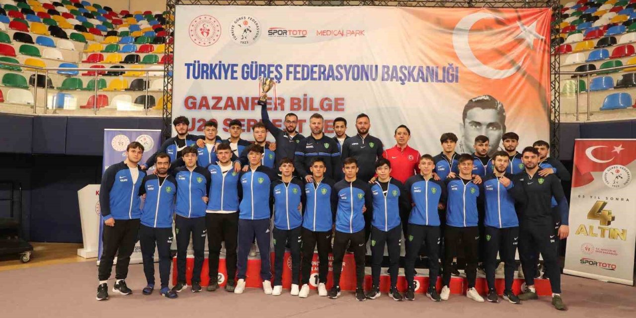 Kayserili Güreşçiler Madalyalara Ambargo Koydu