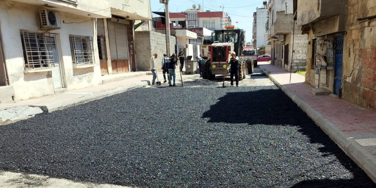 Akdeniz’de Asfalt Çalışmaları Hız Kazandı