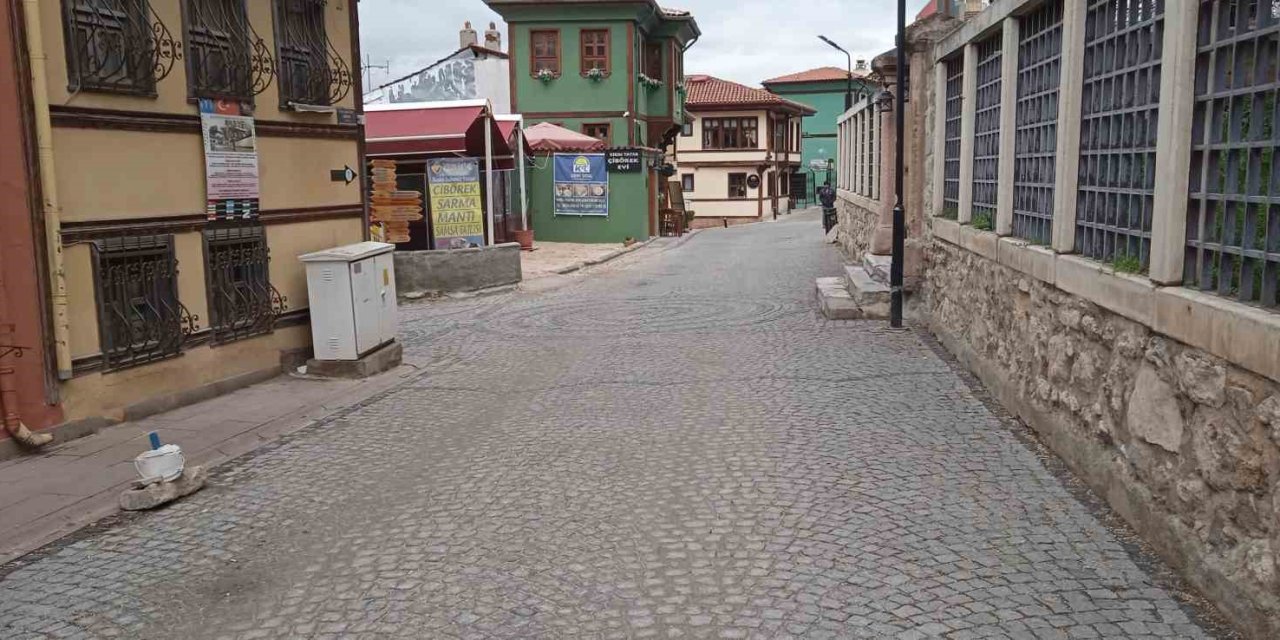 Tarihi Odunpazarı Evleri Esnafı Ramazan Bayramını Bekliyor