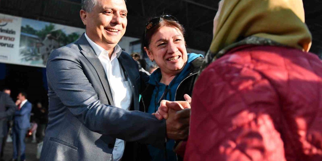 Başkan Uysal, Güzeloba’daki İftarda Vatandaşlarla Bir Araya Geldi