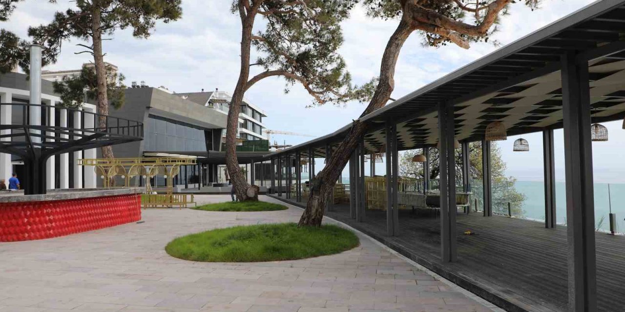 Yenilenen Bülent Ecevit Kültür Merkezi, Antalyalıların Hizmetinde