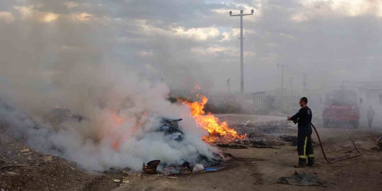 Çöplük Yangını Korkuttu