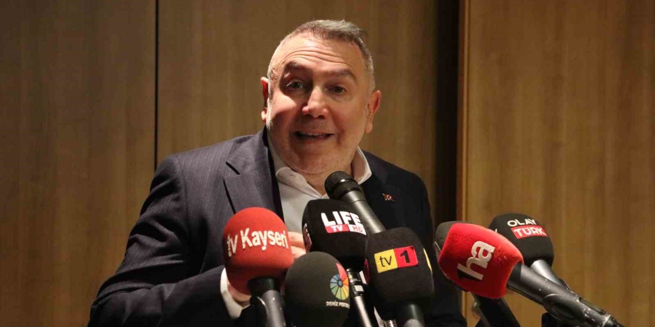 Ertekin: "iktidar Değişikliği Olursa Gidecek Bir Kişi Var, O Da Alpaslan Baki Ertekin"