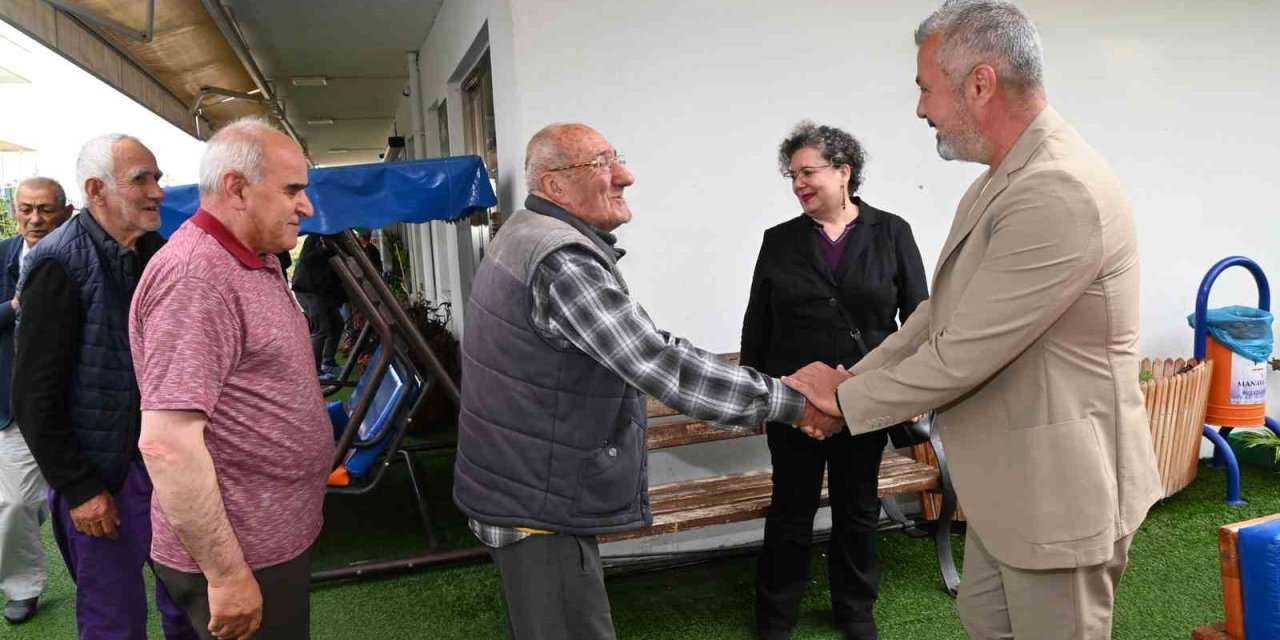 Başkan Şükrü Sözen Belediye Personeliyle Bayramlaştı