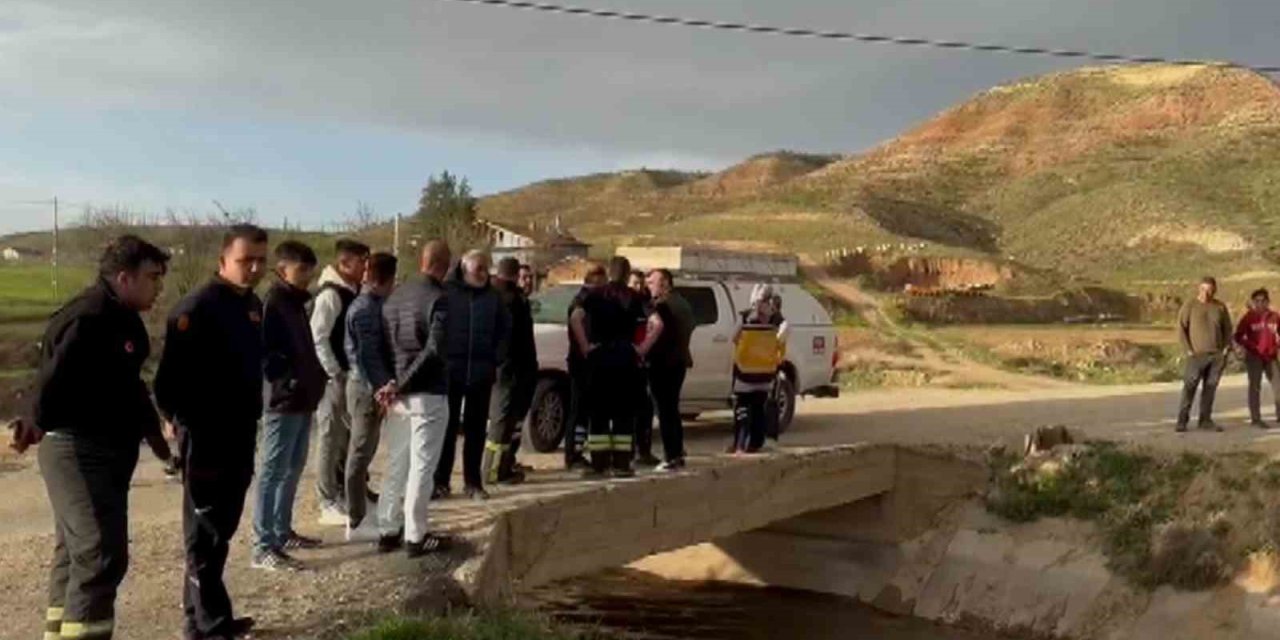 Aksaray’da Sulama Kanalına Düşen Çocuk Aranıyor