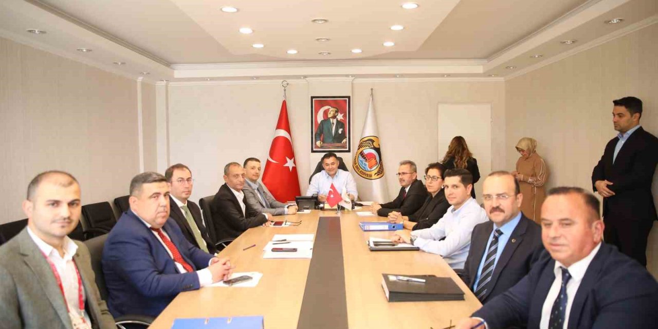 Başkan Yücel’den 5. Alanya Uluslarası Çocuk Festivali’ne Davet