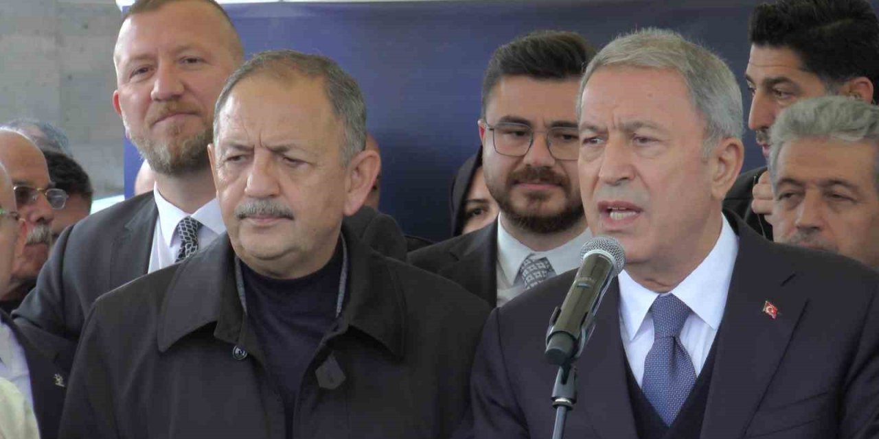 Bakan Akar: “vatandaşlarımızın Terörle Arasında Mesafe Olmayanlarla Aralarına Mesafe Koyması Lazım”