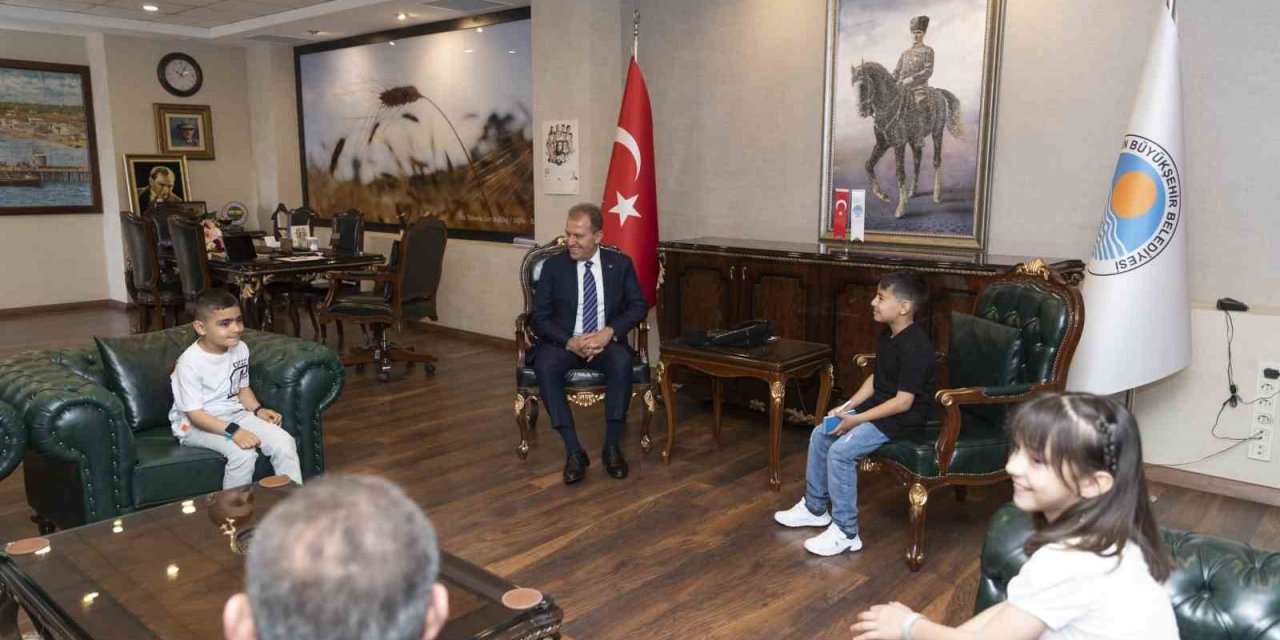 Başkan Seçer, Çocukları Ağırladı