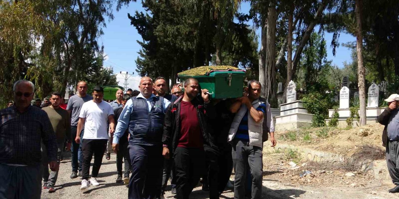 Yangında Hayatını Kaybeden Minik Egemen Ve Nevzat 23 Nisan’da Toprağa Verildi