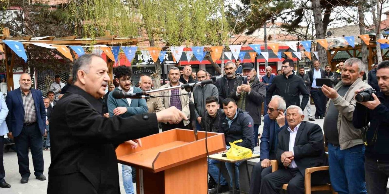 Özhaseki Tomarzlılarla Bayramlaştı